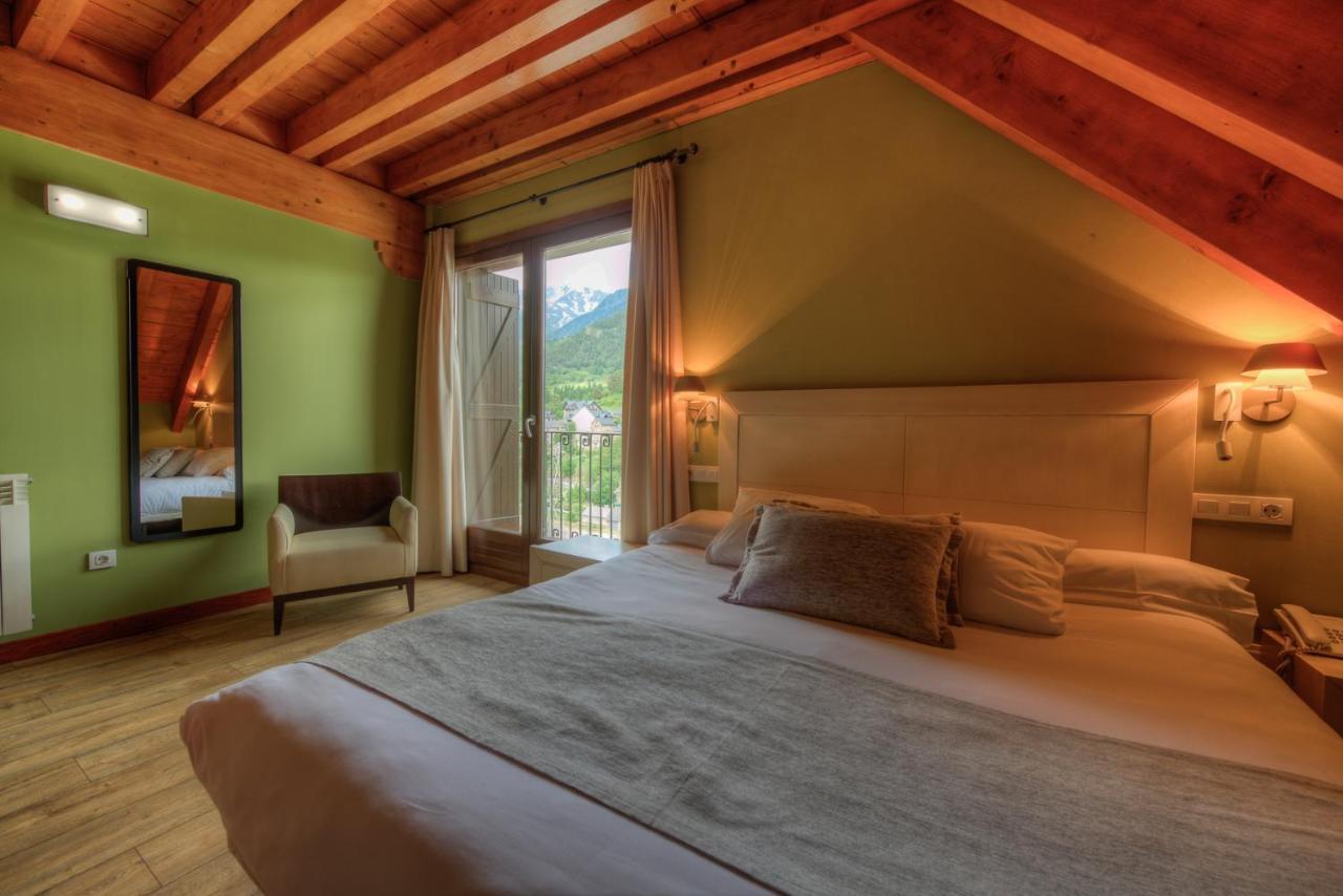 Apartahotel Tres Quinones Сальент-де-Гальего Экстерьер фото
