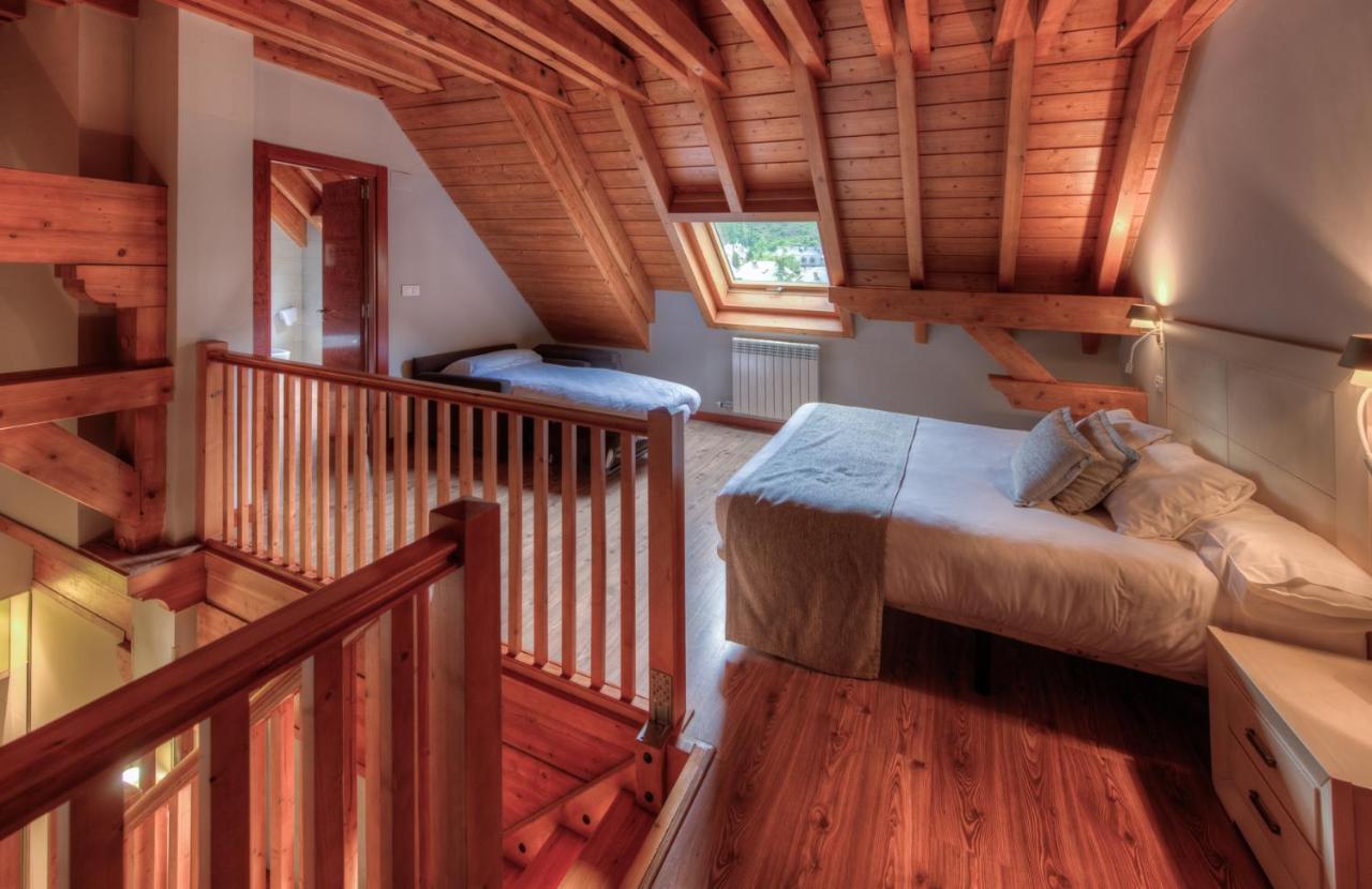 Apartahotel Tres Quinones Сальент-де-Гальего Экстерьер фото
