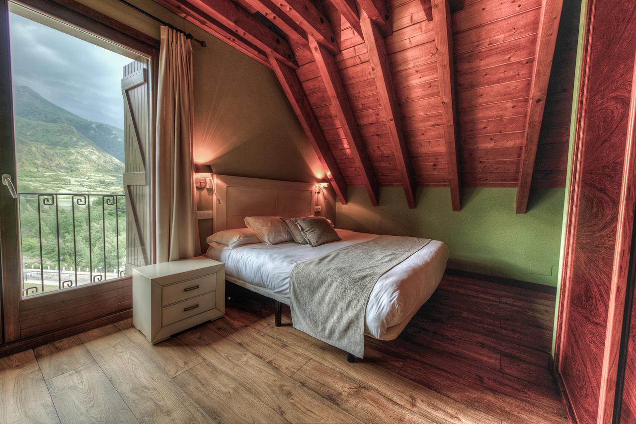 Apartahotel Tres Quinones Сальент-де-Гальего Экстерьер фото
